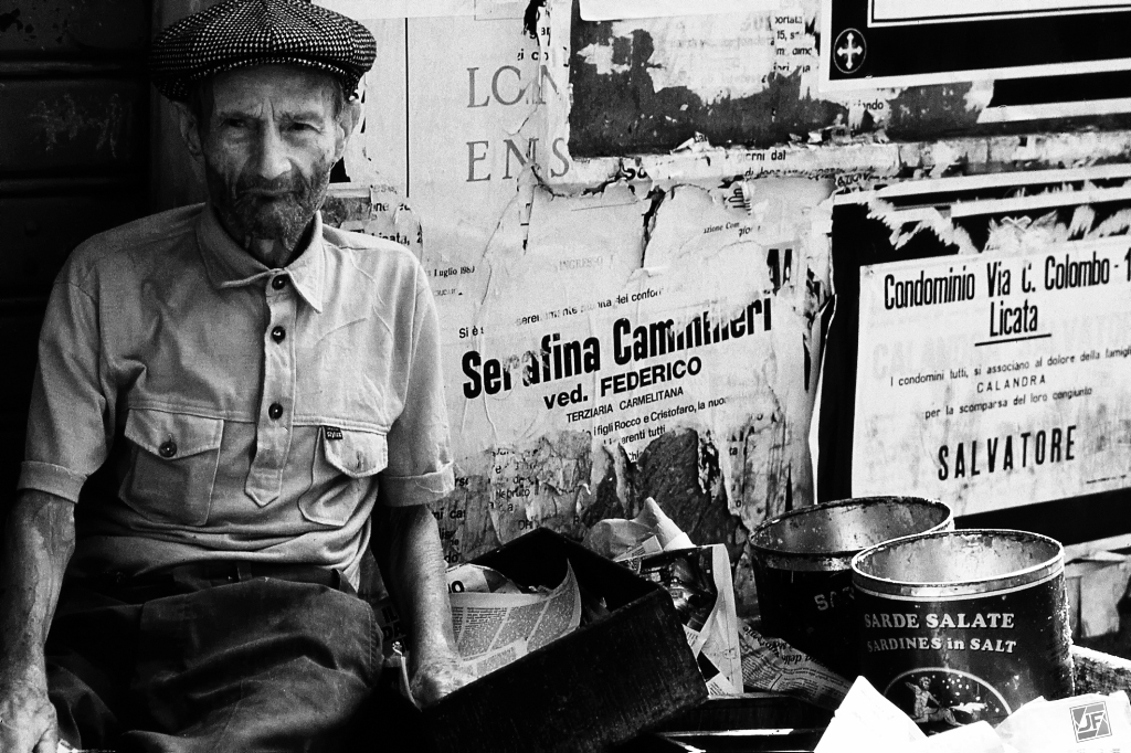 Black and White preview 5